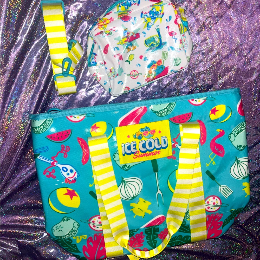Toy Story summer splash cooler tote set
